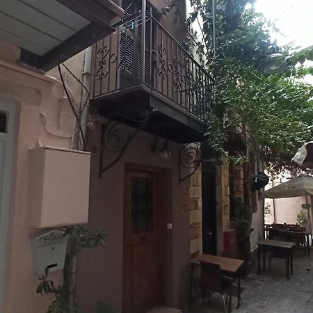Mythos Old Harbour Villa Chania  Bagian luar foto